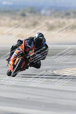 media/Nov-30-2025-TrackXperience (Sun) [[c0061d280f]]/3-Level 1/Session 4 (Turn 11)/